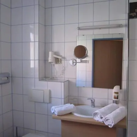 Hotel Am Deich 3*
