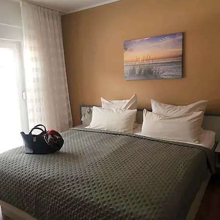 Am Deich Hotel 3*